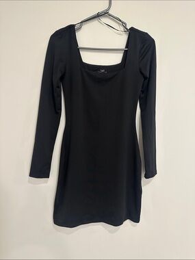 Slim-Fit Black Square Neck Mini Dress